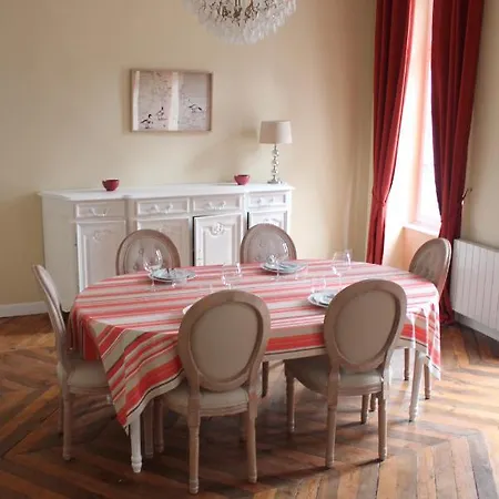 Duc De Bretagne Luxury Aparthotel